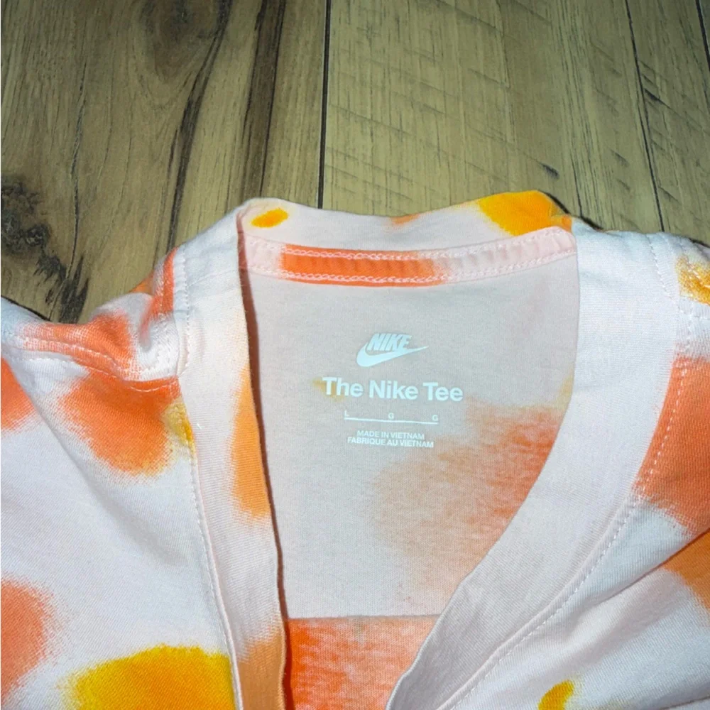 Nike tie dye tee